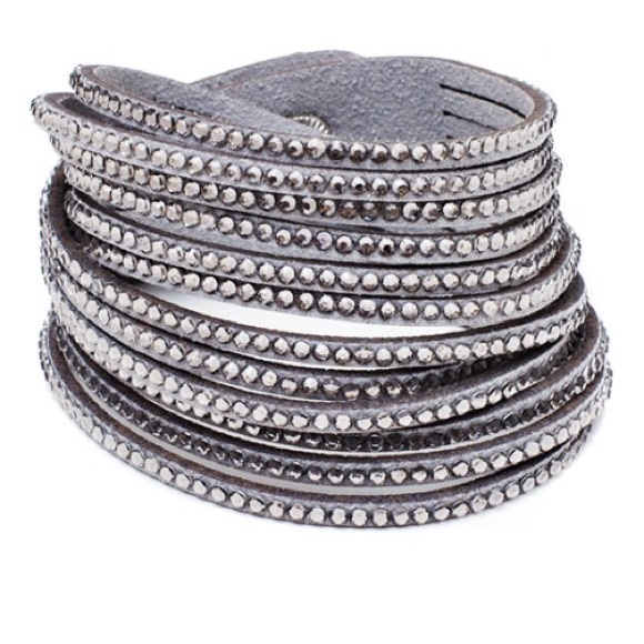 Jewelry - NEW!! Gray Cubic Zirconia Wrap Bracelet